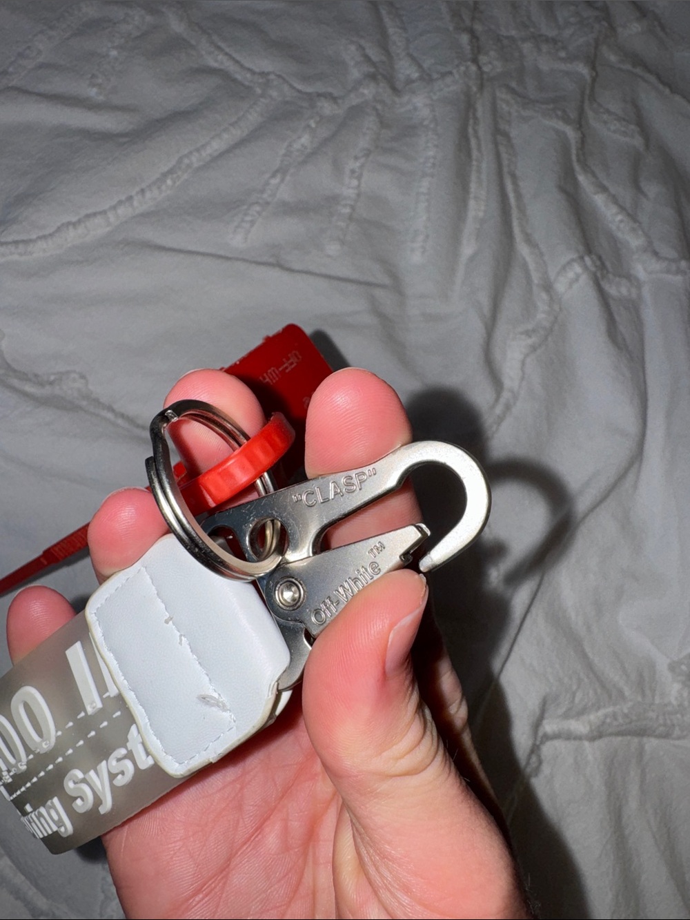 Off-White Key Chain - Picture 4 of 4